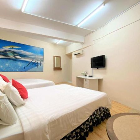 B Hotel Penang จอร์จทาวน์ ภายนอก รูปภาพ