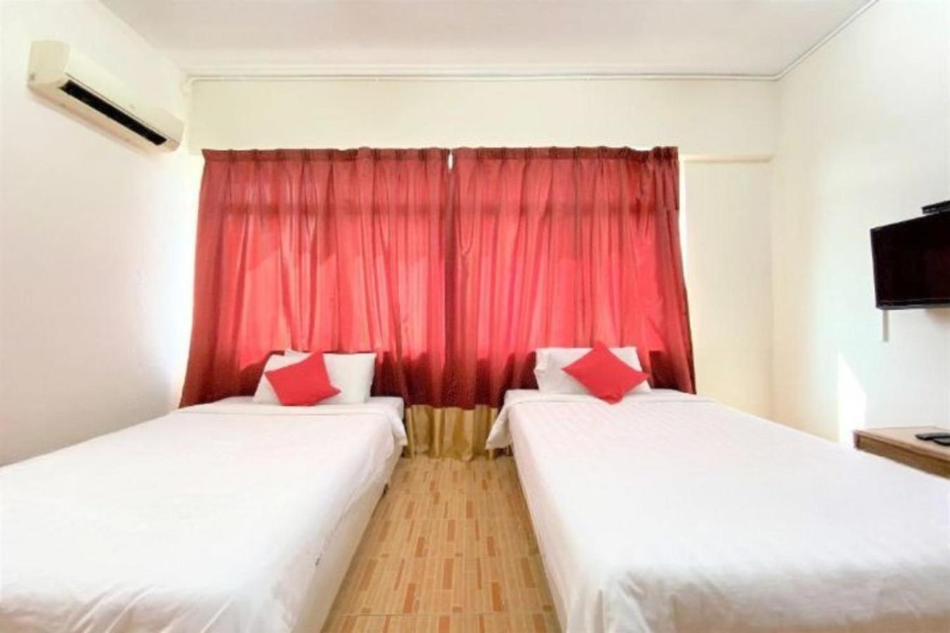 B Hotel Penang จอร์จทาวน์ ภายนอก รูปภาพ