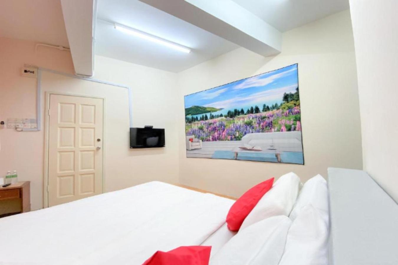 B Hotel Penang จอร์จทาวน์ ภายนอก รูปภาพ